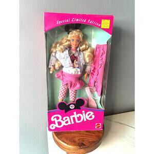 1990 Special Limited Edition Disney Character Fashion Barbie Sealed Mattel #4385